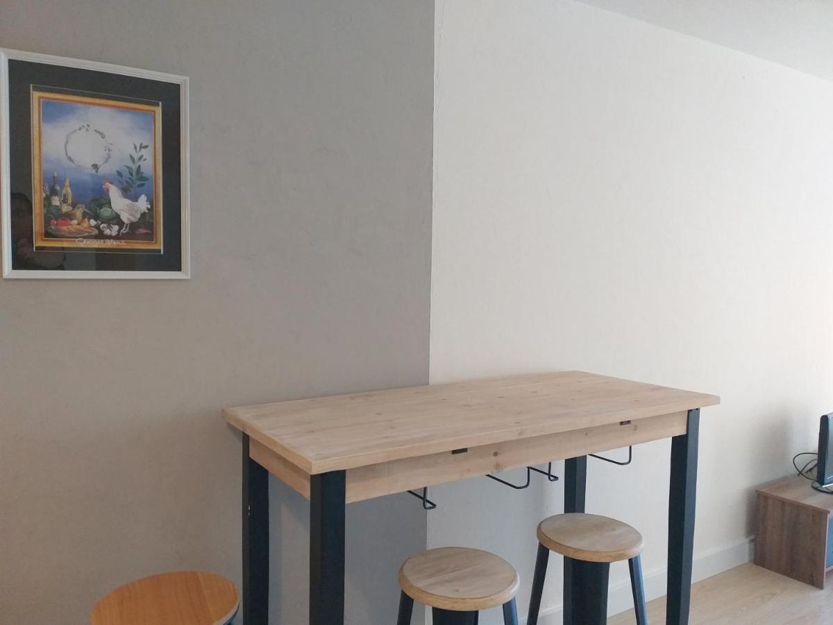 Le Savoie Appartement 2 Chambres 3 Couchages ,Balcon Et Parking Prive Bellegarde-sur-Valserine Exterior foto
